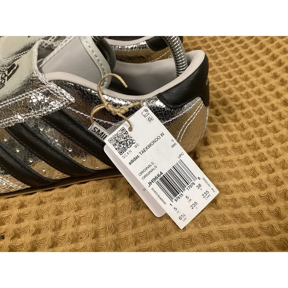 JH9664 adidas Originals Taekwondo Mens Sz 6.5 Silver Metallic Core Black